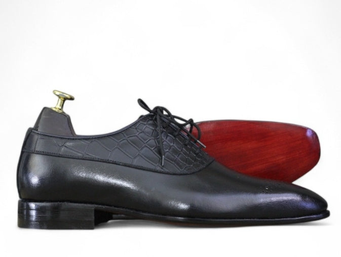 Black Crocodile-Texture Oxford