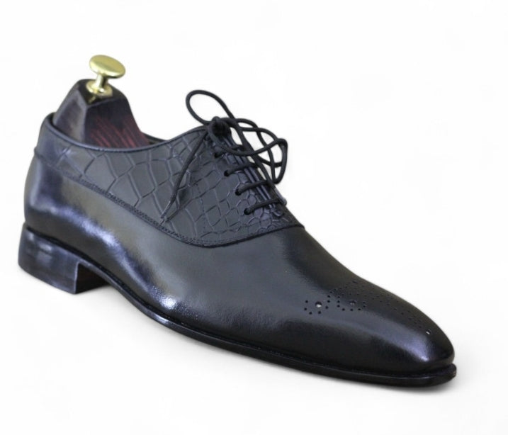 Black Crocodile-Texture Oxford