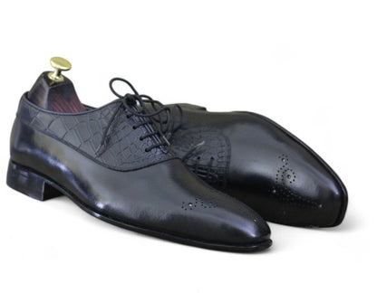 Black Crocodile-Texture Oxford